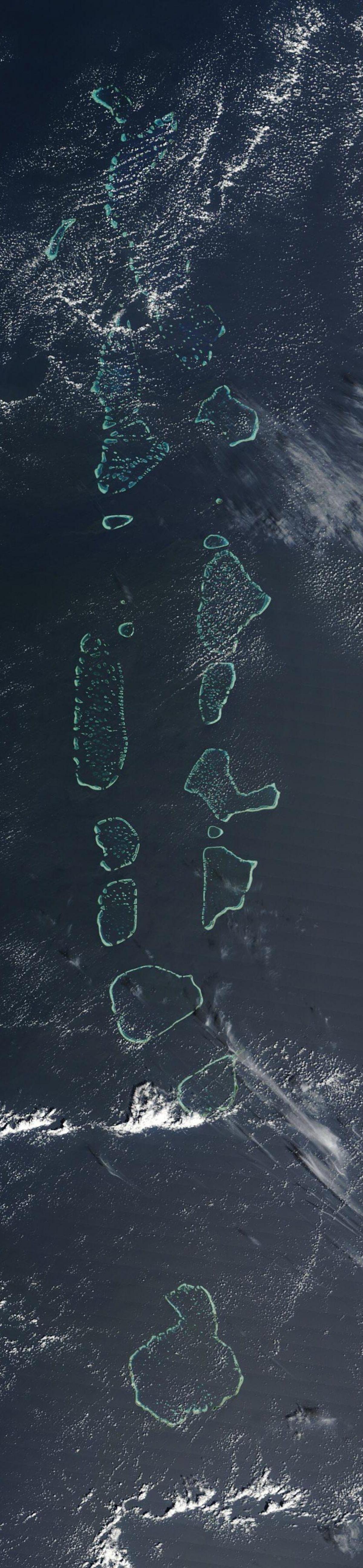 kart over maldivene satellitt